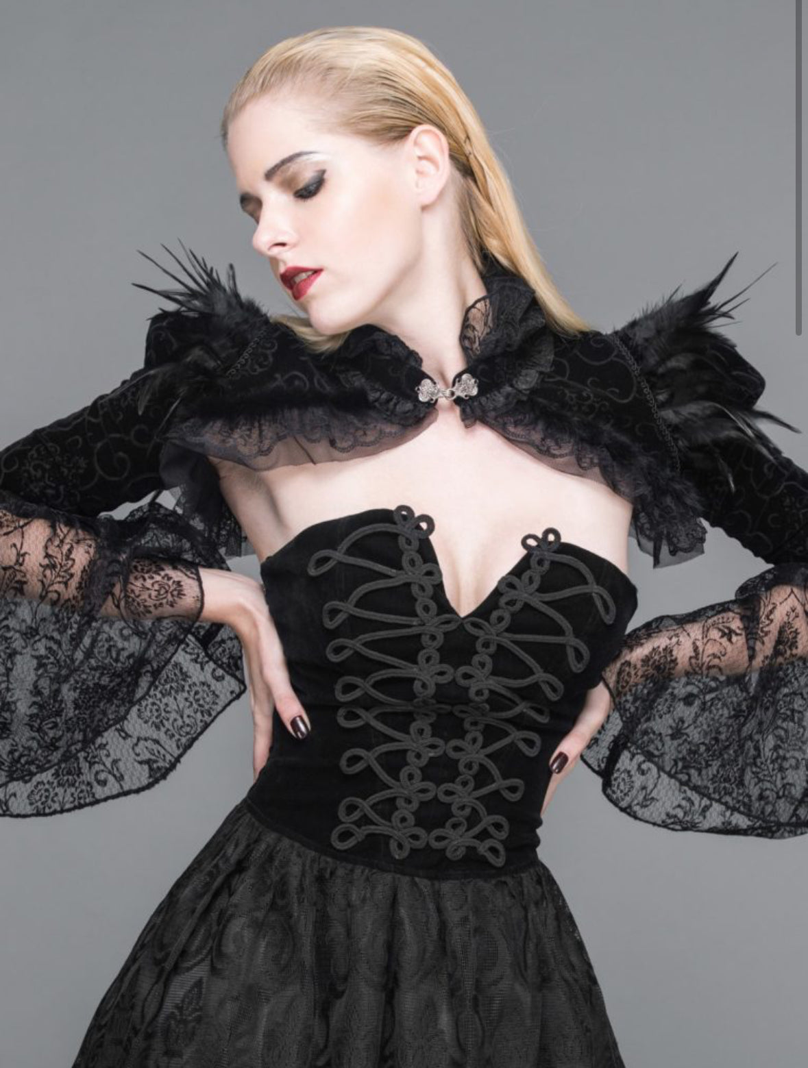 Vintage Gothic Short Feather Cape