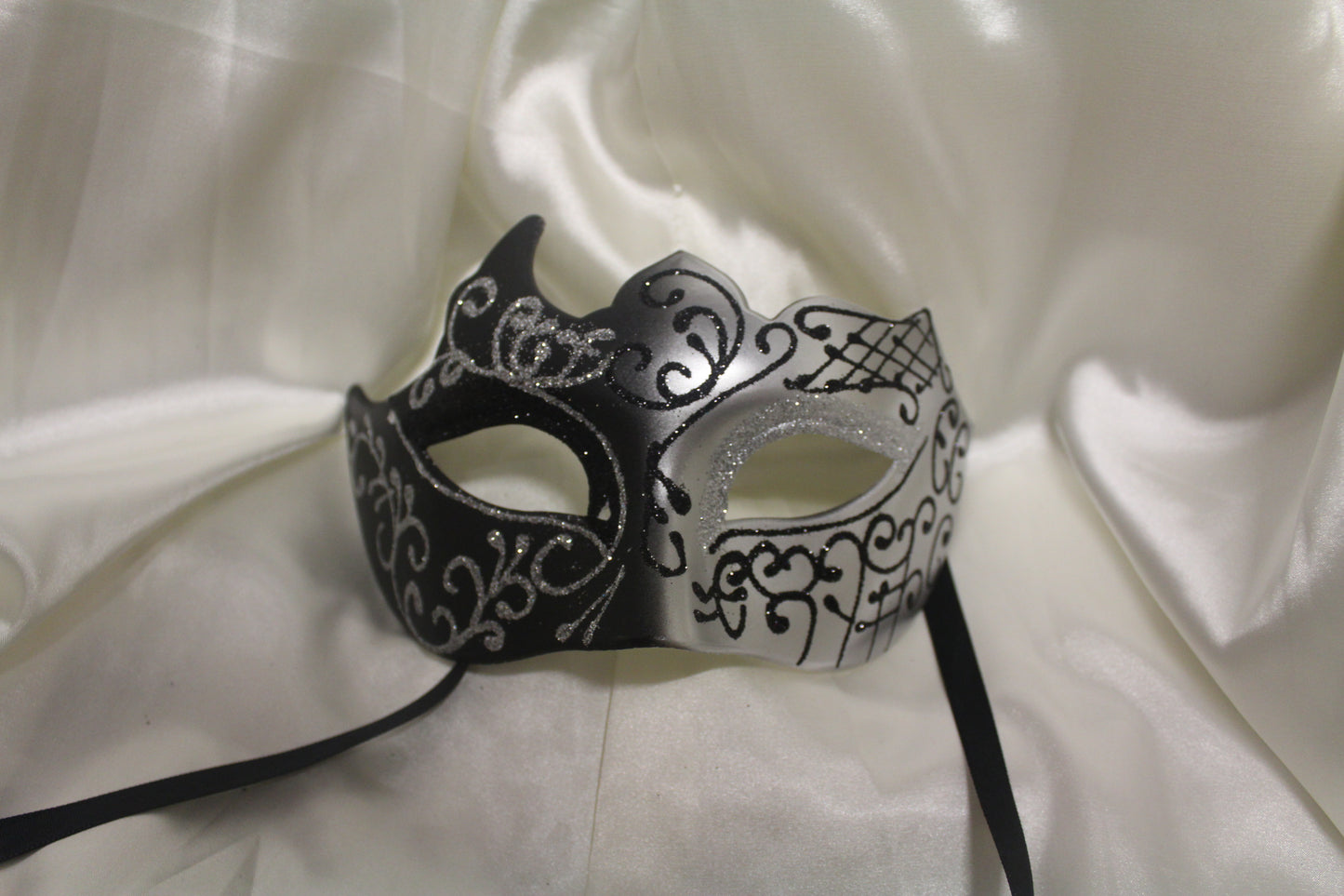 Black & Silver Glitter Masquerade Mask