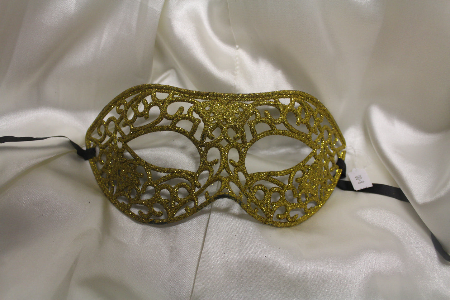 Gold Glitter Cutout Masquerade Mask