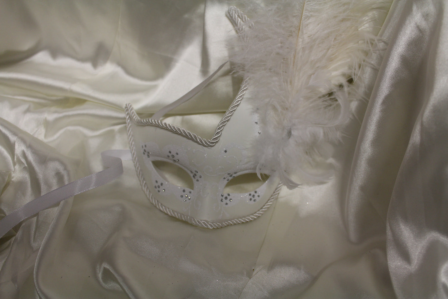 White Pointed Feather Masquerade Mask