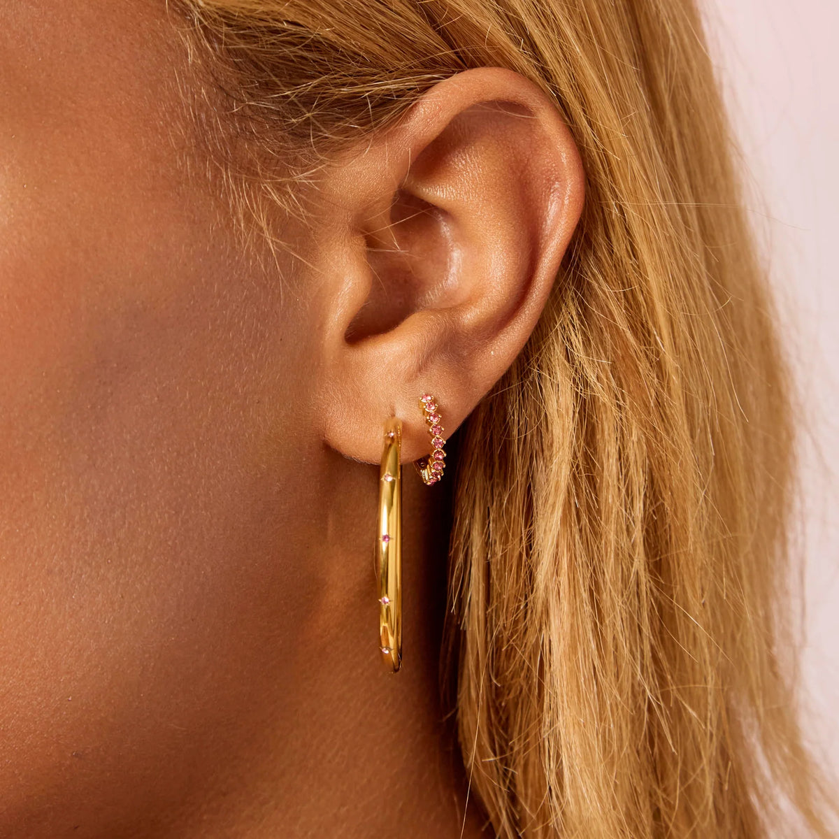 Bijoux De Mimi Hebe Thin Bigger Star Hoop - Gold & Pink