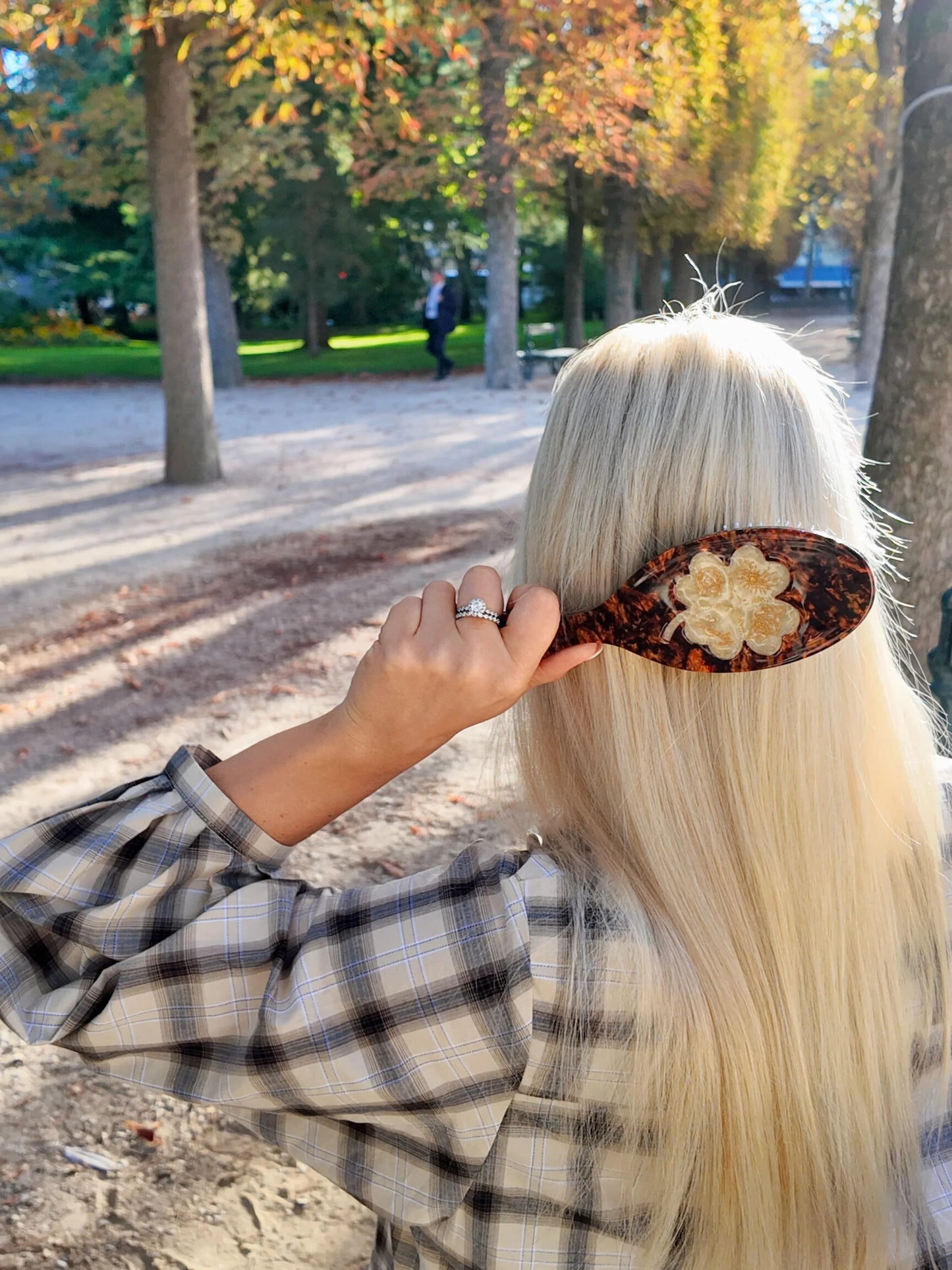 Solar Eclipse Lucky Clover Amazing-Hair-Day Hairbrush